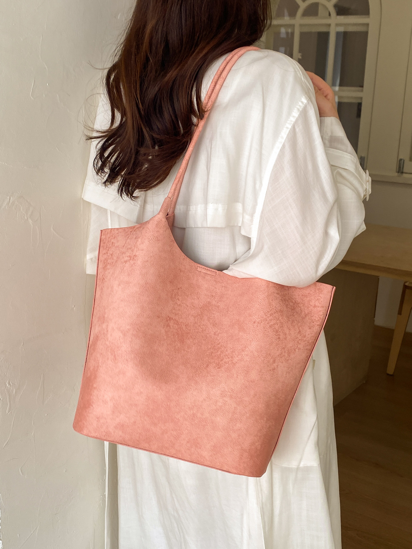 Tas Selempang Wanita Terbaru W - Women Bags 2026 Trends ulasan dan harga
